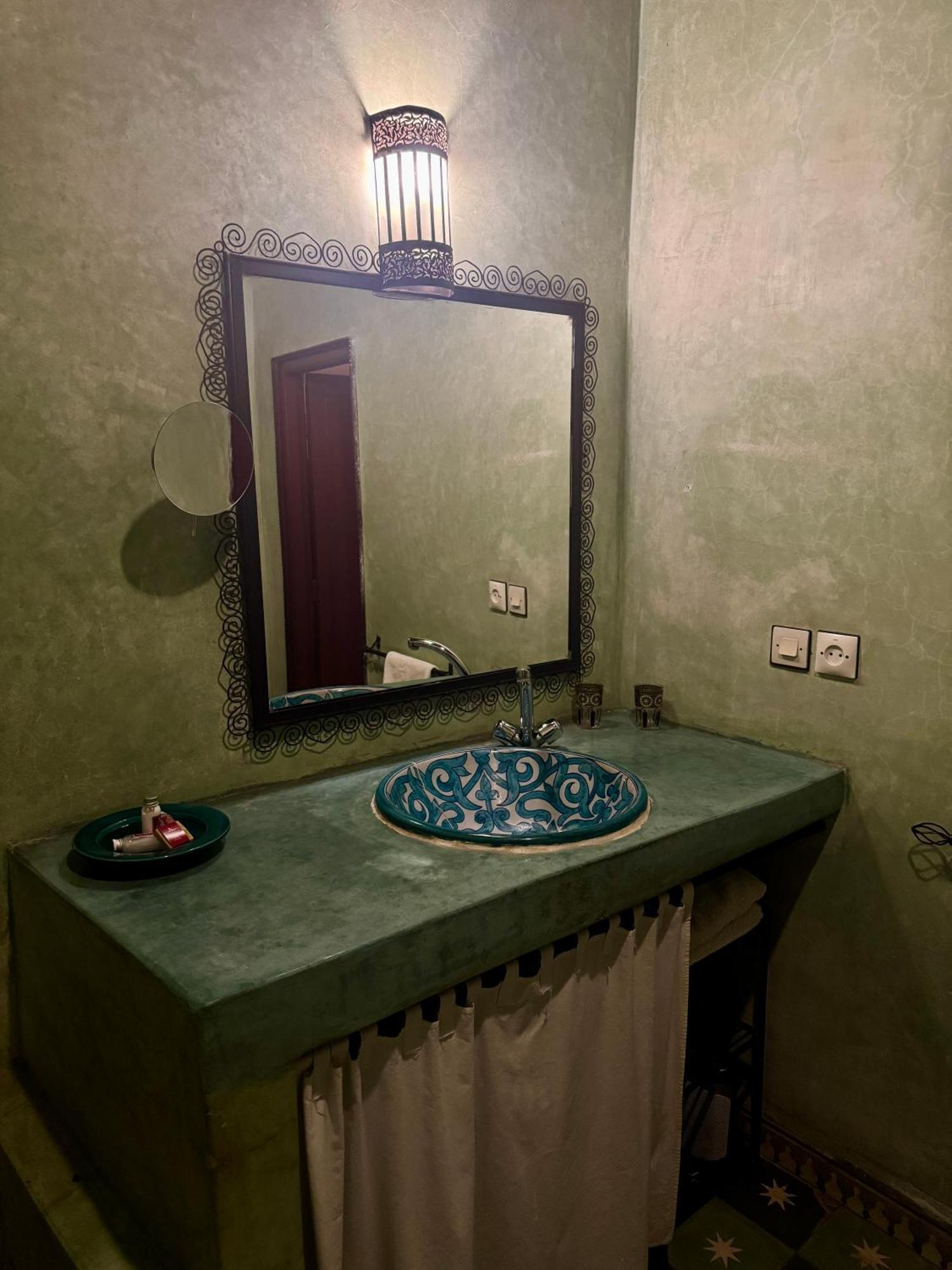 Hotel Sherazade